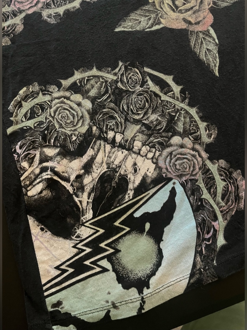 AllSaints Black Skull Graphic Tee - Picture 2 of 5